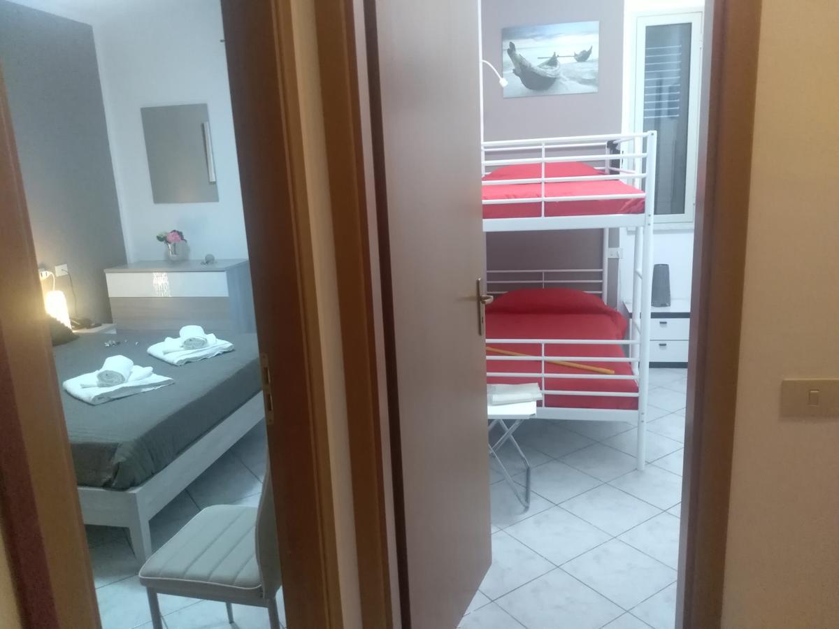 Perla Del Mare Affittacamere Campofelice Di Roccella Exterior foto